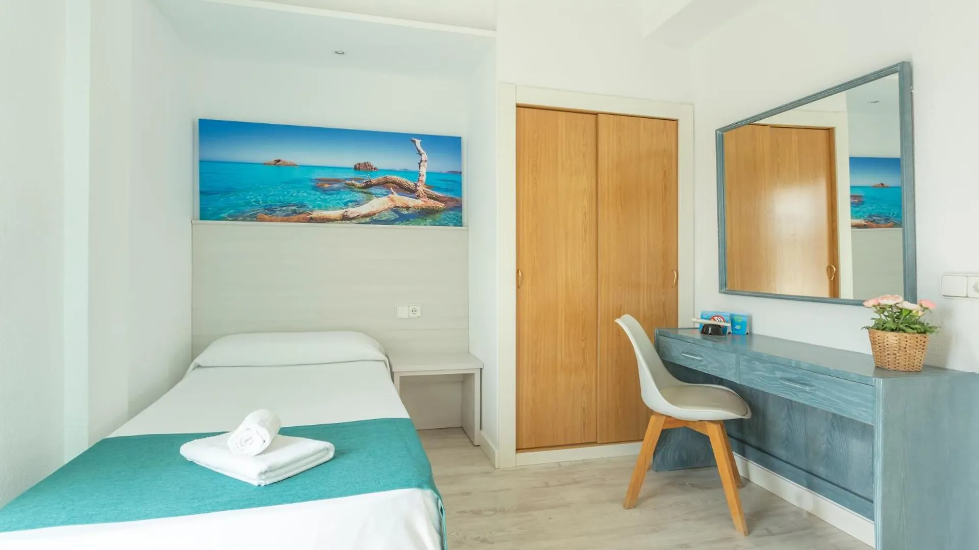 Hotel Kilimanjaro El Arenal   El Arenal (Mallorca)